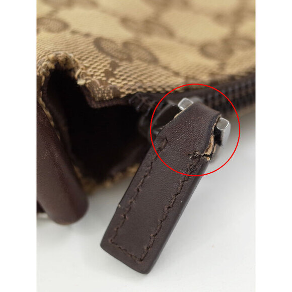 Gucci GG Canvas Shoulder Bag - Picture 5 of 9